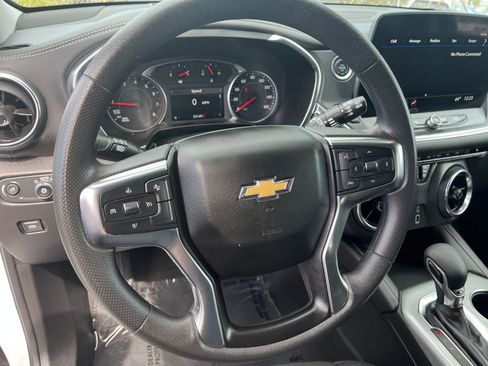 Used 2025 Chevrolet Blazer LT image 29