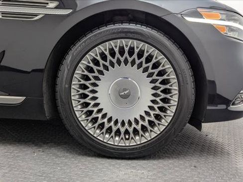 Used 2020 Genesis G90 3.3T Premium image 36