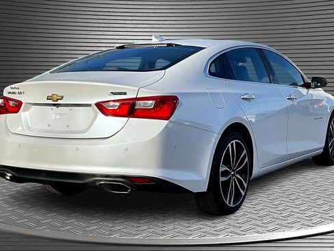 Used 2016 Chevrolet Malibu Premier w/ Driver Confidence Package II image 6