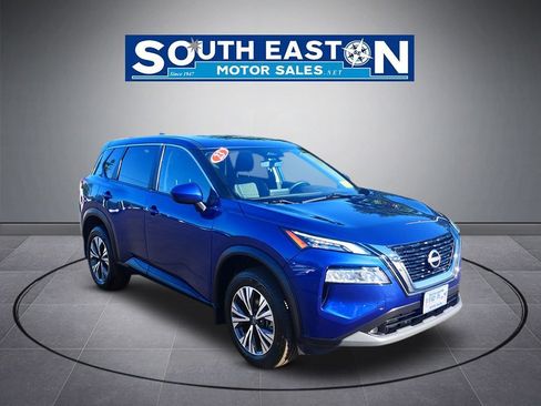 Used 2023 Nissan Rogue SV AWD/4WD image 2