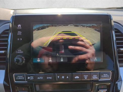 Used 2018 Honda Odyssey EX-L image 11