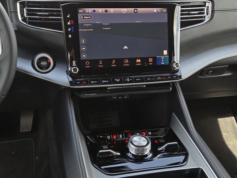 New 2026 Jeep Grand Wagoneer Limited AWD/4WD image 23