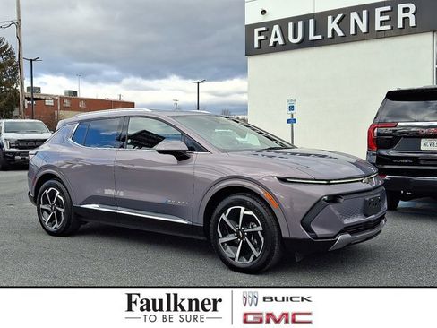 Certified 2025 Chevrolet Equinox EV LT w/ Convenience Package image 1