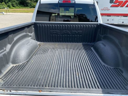 Used 2022 RAM 1500 Big Horn image 25