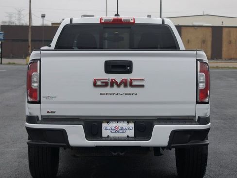 Certified 2022 GMC Canyon Elevation image 3