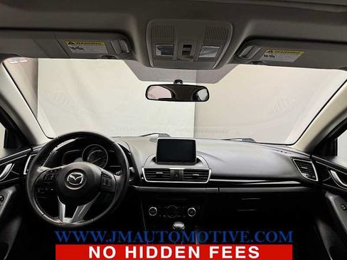 Used 2015 MAZDA MAZDA3 i Touring w/ Technology Package FWD image 12