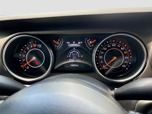 Used 2018 Jeep Wrangler Unlimited Sport S AWD/4WD image 12