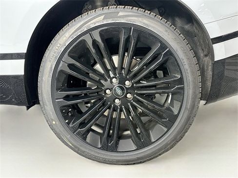 New 2026 Land Rover Range Rover Velar Dynamic SE image 28