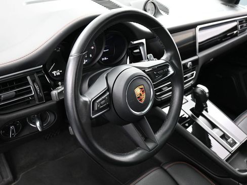 Certified 2023 Porsche Macan Turbo AWD/4WD image 16