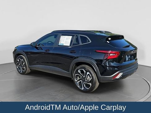 Used 2025 Chevrolet Trax RS w/ Driver Confidence Package FWD image 6