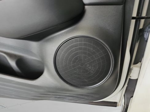 Certified 2023 Honda HR-V LX image 21