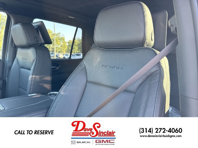 New 2027 GMC Yukon Denali w/ Denali Reserve Package AWD/4WD image 11