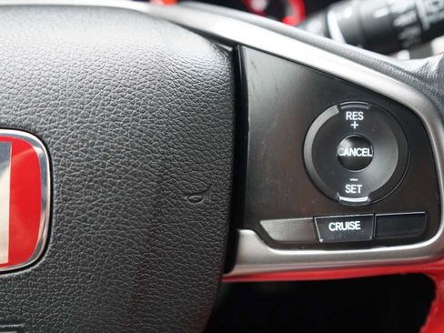 Used 2018 Honda Civic Type R image 15