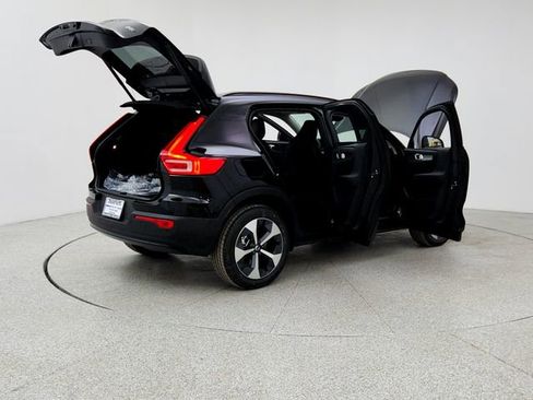 New 2026 Volvo XC40 B5 Plus w/ Protection Package Premier image 11