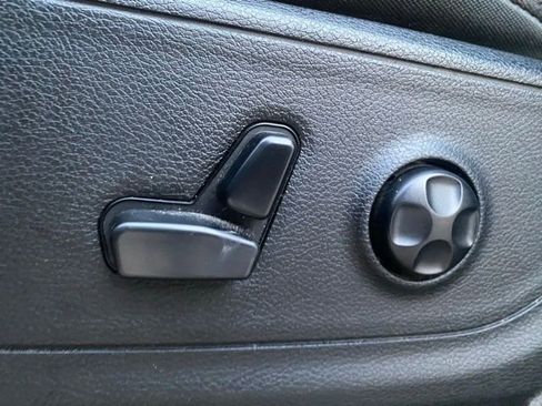 Used 2021 RAM 1500 Big Horn image 14