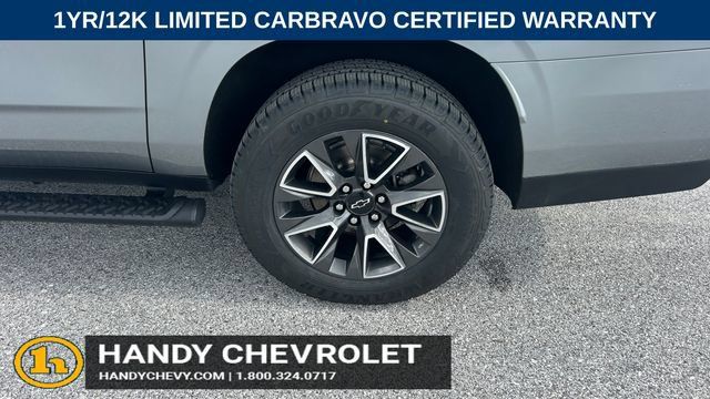 Certified 2024 Chevrolet Suburban Z71 w/ Luxury Package AWD/4WD image 9