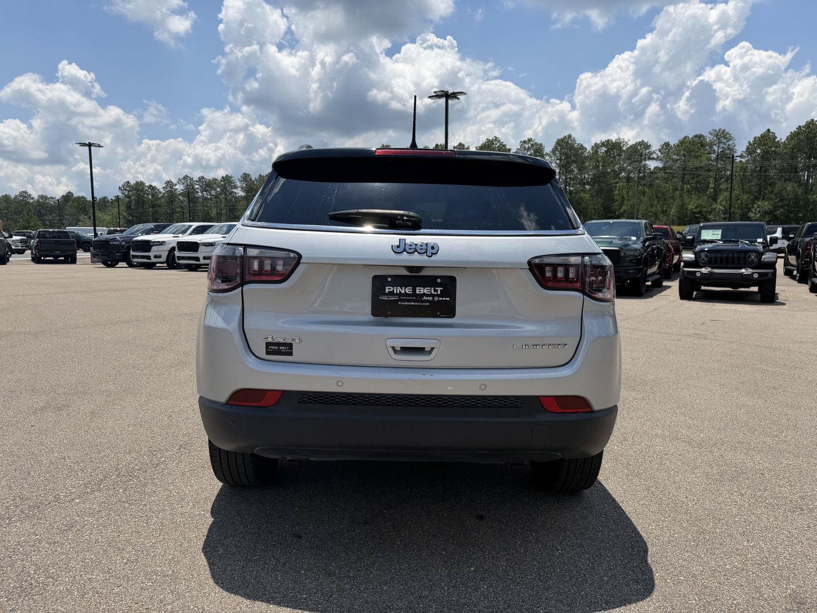 Certified 2025 Jeep Compass Limited AWD/4WD image 5