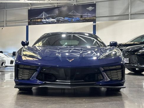 Used 2025 Chevrolet Corvette Stingray Preferred Cpe w/ Z51 Performance Package RWD image 6