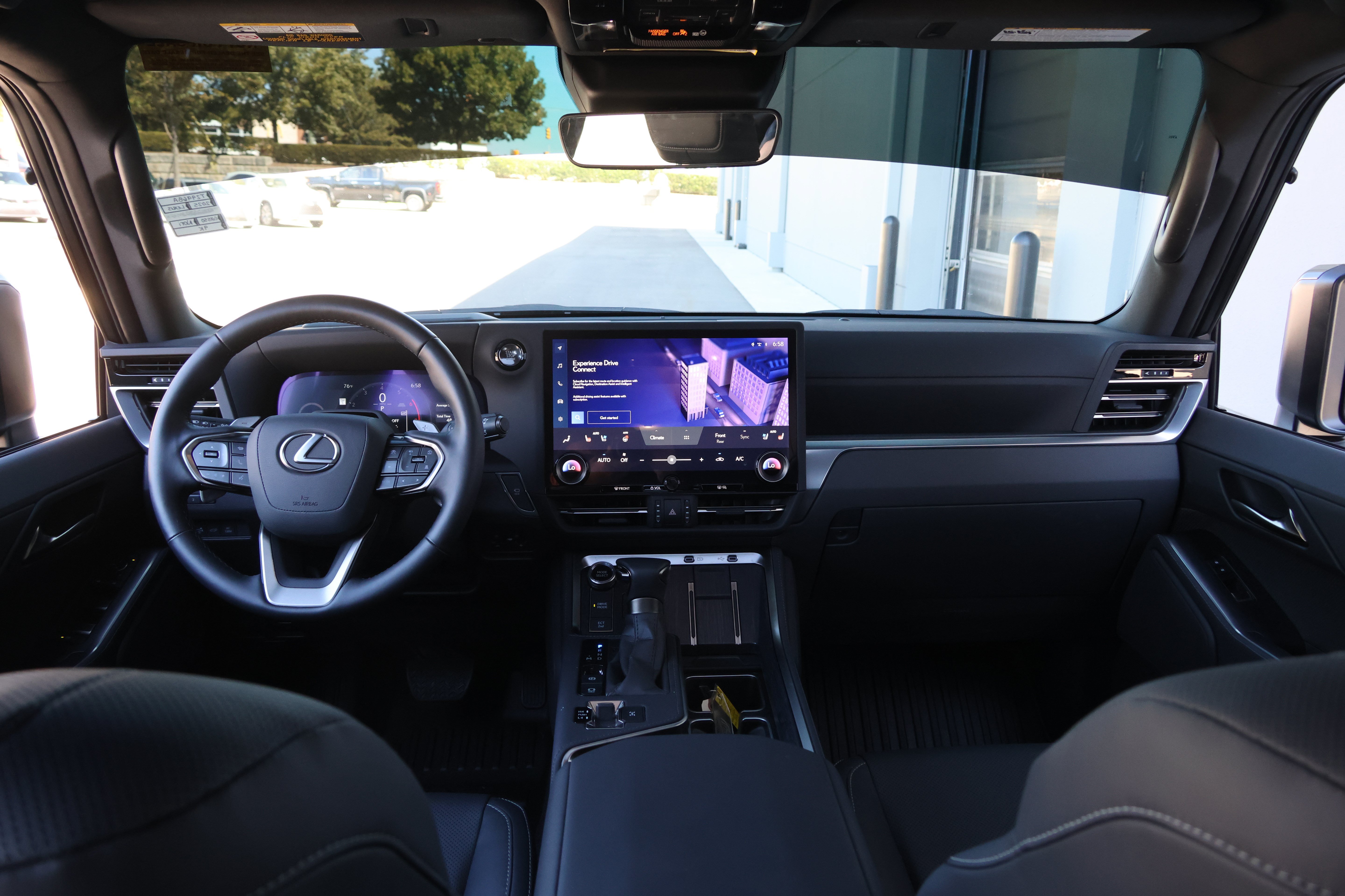 Used 2025 Lexus GX 550 AWD/4WD image 30