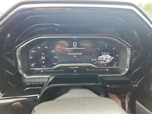 New 2025 GMC Sierra 1500 Elevation image 20