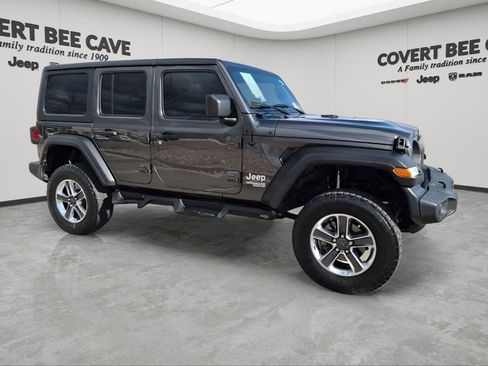 Used 2019 Jeep Wrangler Unlimited Sport S image 12