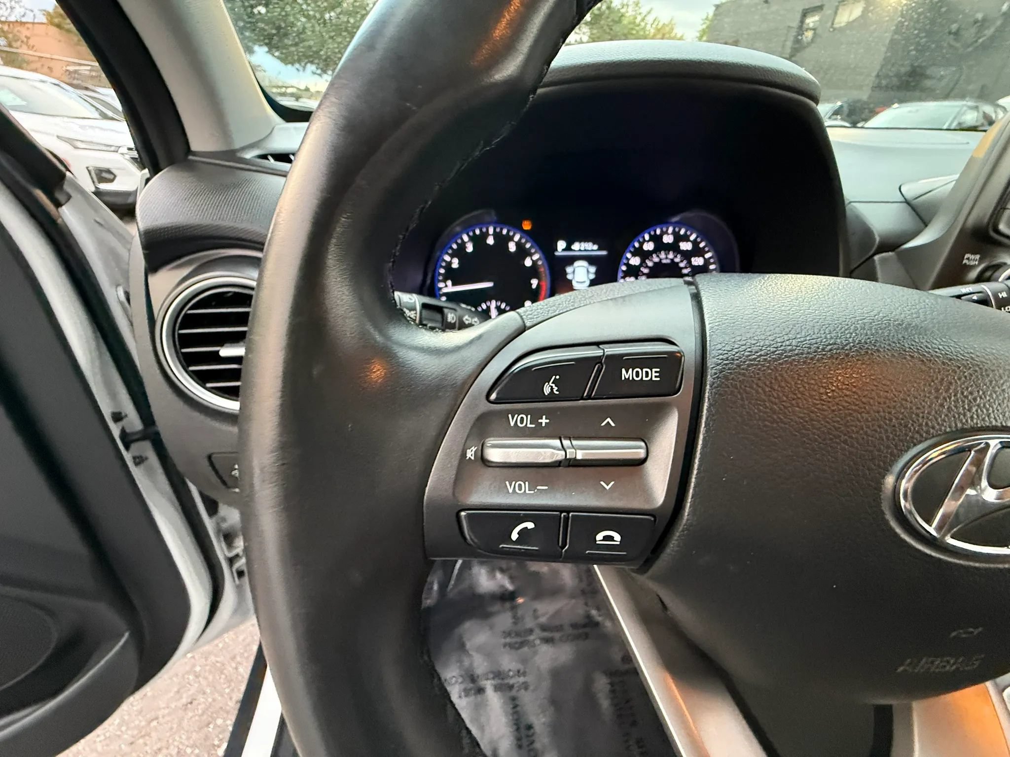 Used 2018 Hyundai Kona Limited AWD/4WD image 26