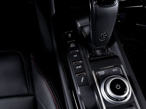 Used 2024 Maserati Levante GT Ultima AWD/4WD image 45