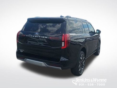 New 2026 Ford Expedition Platinum AWD/4WD image 3