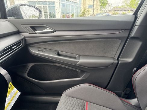 New 2026 Volkswagen GTI SE FWD image 26