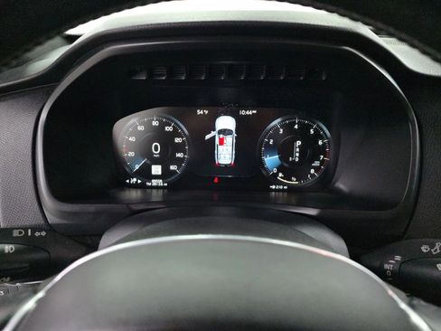 Used 2019 Volvo XC90 T6 Momentum w/ Advanced Package image 16