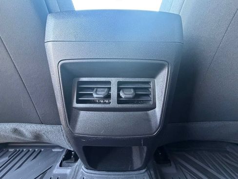Used 2023 Chevrolet Colorado Trail Boss w/ Technology Package AWD/4WD image 7