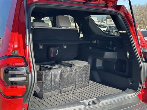 Used 2025 Toyota 4Runner SR5 image 28