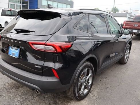 Used 2025 Ford Escape ST-Line Select AWD/4WD image 9