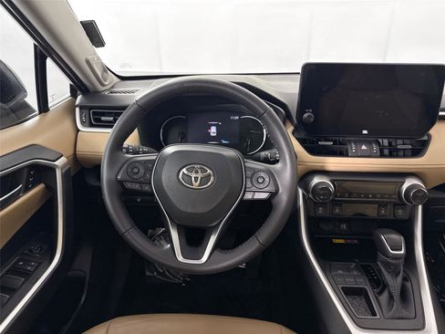 Certified 2023 Toyota RAV4 XLE Premium FWD image 34