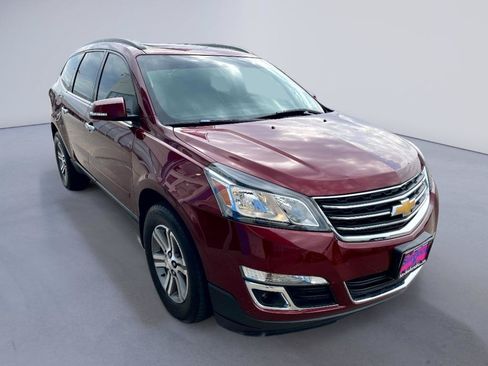 Used 2016 Chevrolet Traverse LT AWD/4WD image 4