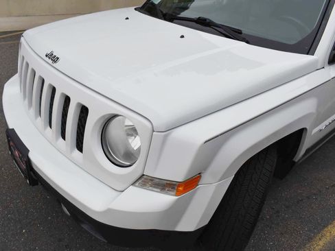 Used 2014 Jeep Patriot High Altitude FWD image 57