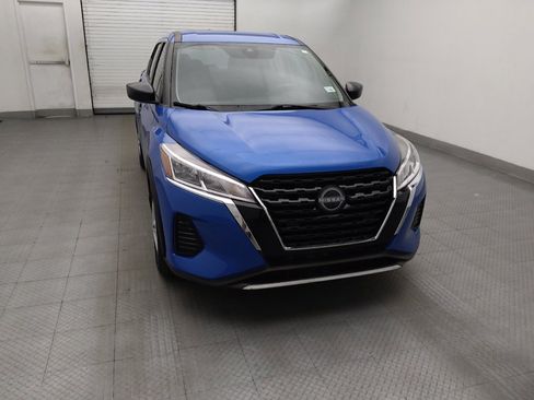 Used 2023 Nissan Kicks S FWD image 14