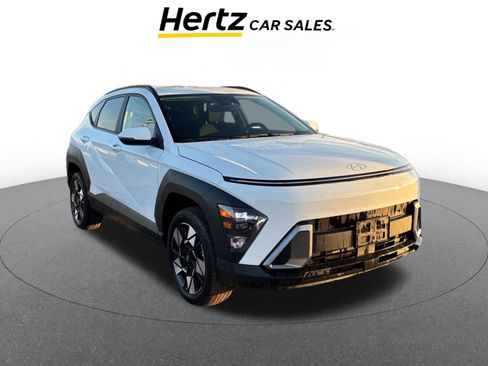 Used 2025 Hyundai Kona SEL image 1