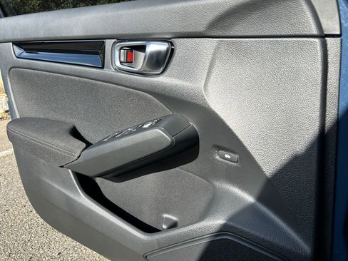 Used 2025 Honda Civic Sport image 23