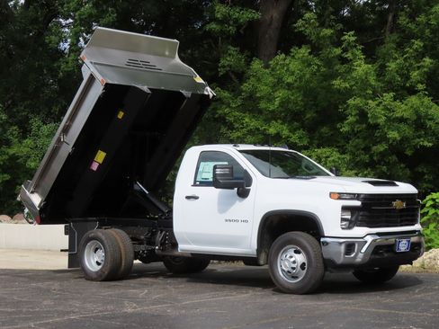 New 2025 Chevrolet Silverado 3500 W/T w/ WT Convenience Package image 2