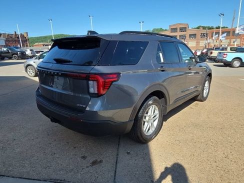 New 2026 Ford Explorer Active AWD/4WD image 7