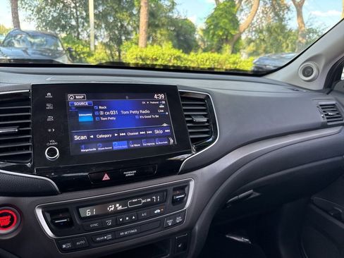 Used 2023 Honda Ridgeline RTL-E image 47