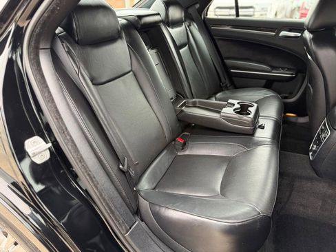 Used 2012 Chrysler 300 C AWD/4WD image 20