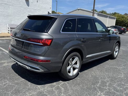 Used 2020 Audi Q7 2.0T Premium w/ Towing Package AWD/4WD image 6