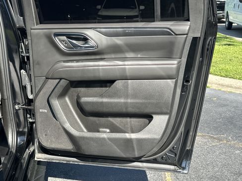 Used 2024 Chevrolet Suburban RST w/ Luxury Package AWD/4WD image 16