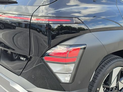 New 2026 Hyundai Kona Limited FWD image 38