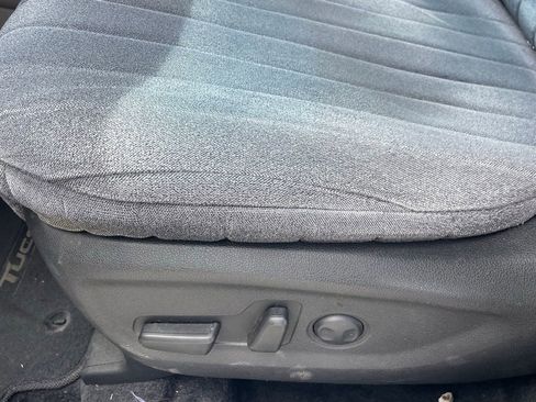 Used 2016 Hyundai Tucson SE w/ Option Group 02 FWD image 6