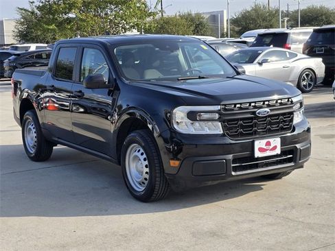 Used 2024 Ford Maverick XL image 3