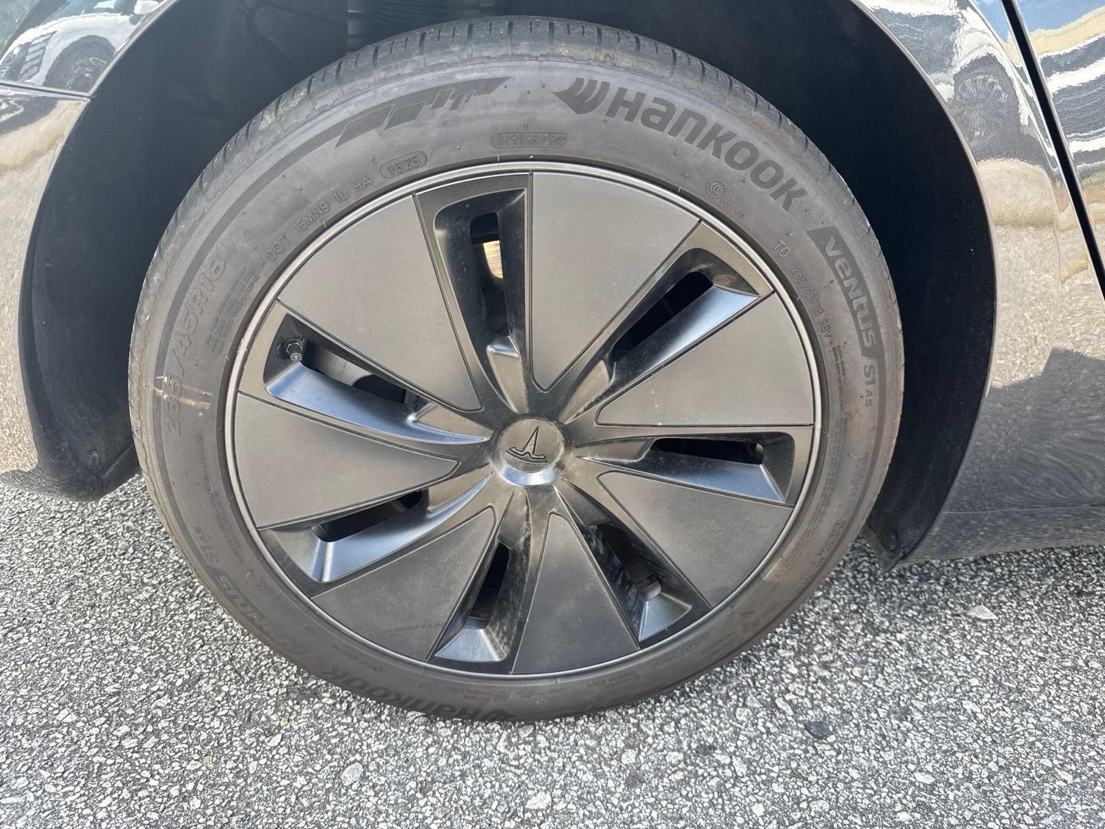 Used 2025 Tesla Model 3 RWD image 11