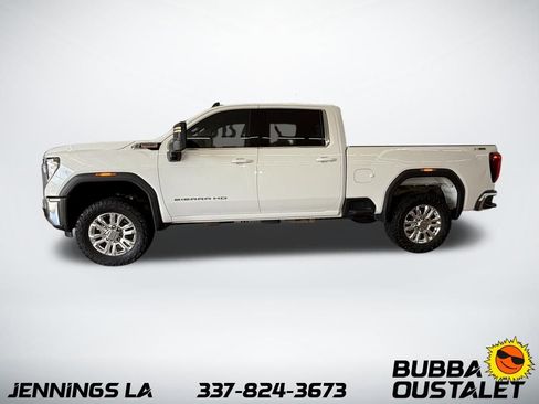Used 2024 GMC Sierra 2500 SLE w/ SLE Convenience Package image 2